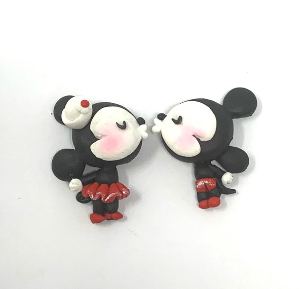 Handmade Clay Doll - A pair of kissing Mouse (2 clays)